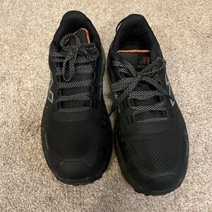 New Balance Black Safety Athletic Shoes with Steel toe
Worn once
Women size 7